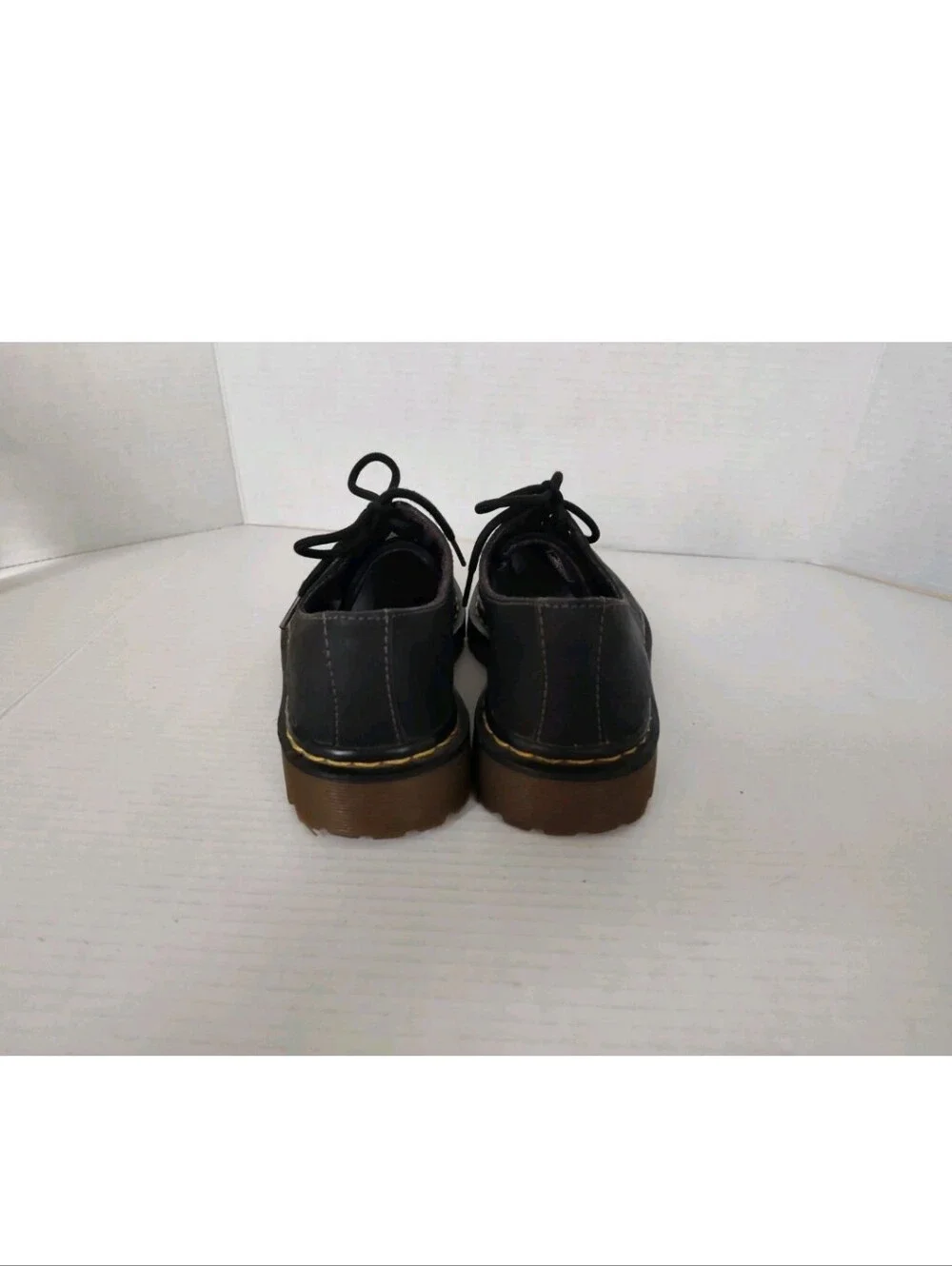 Dr. Martens Women's Matte Black Leather Lace-Up Oxford Shoes Size 7 Gillian